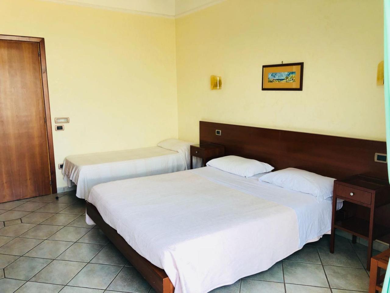Hotel Elisabetta Castellammare di Stabia Dış mekan fotoğraf