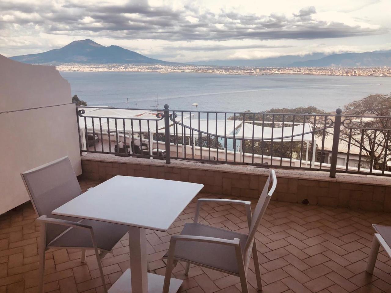 Hotel Elisabetta Castellammare di Stabia Dış mekan fotoğraf